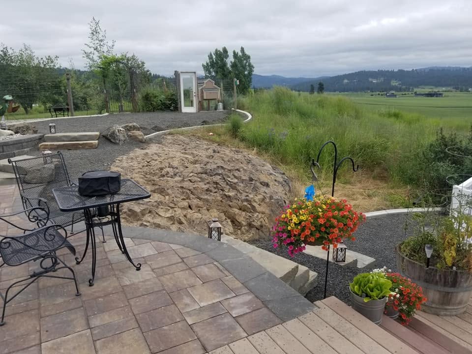 Paver patio and fire pit by Elite Hardscapes — Spokane, WA