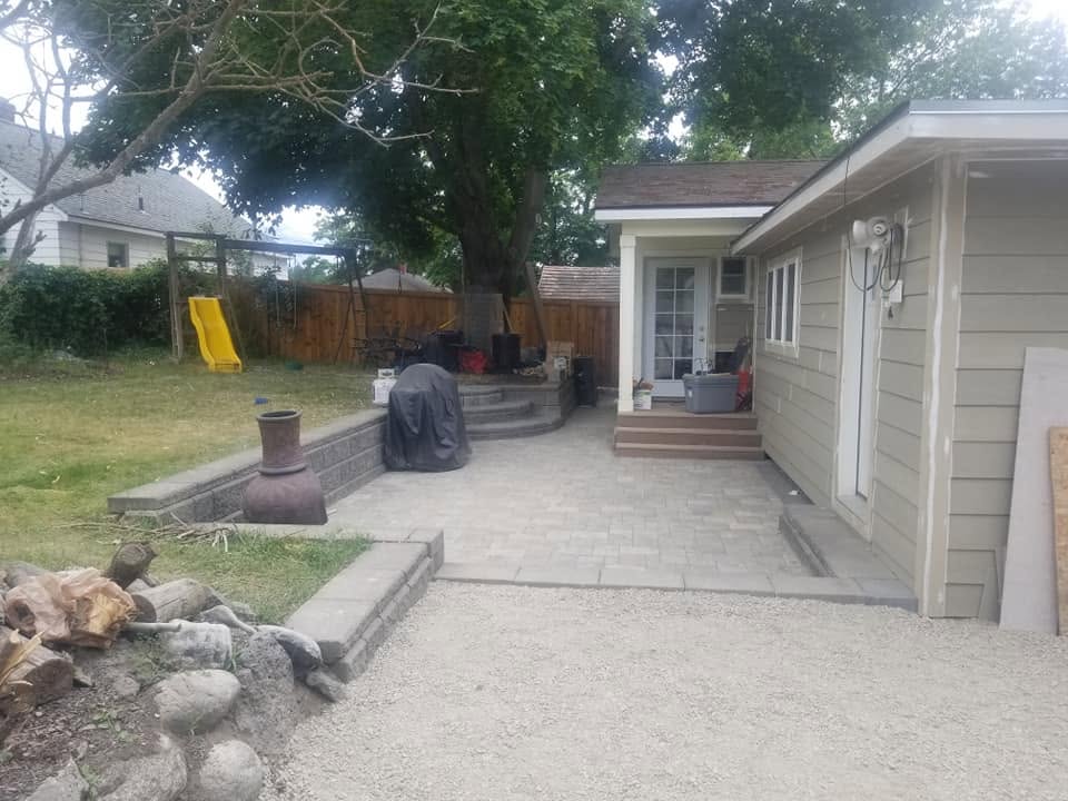 Retaining wall and steps by Elite Hardscapes — Spokane, WA