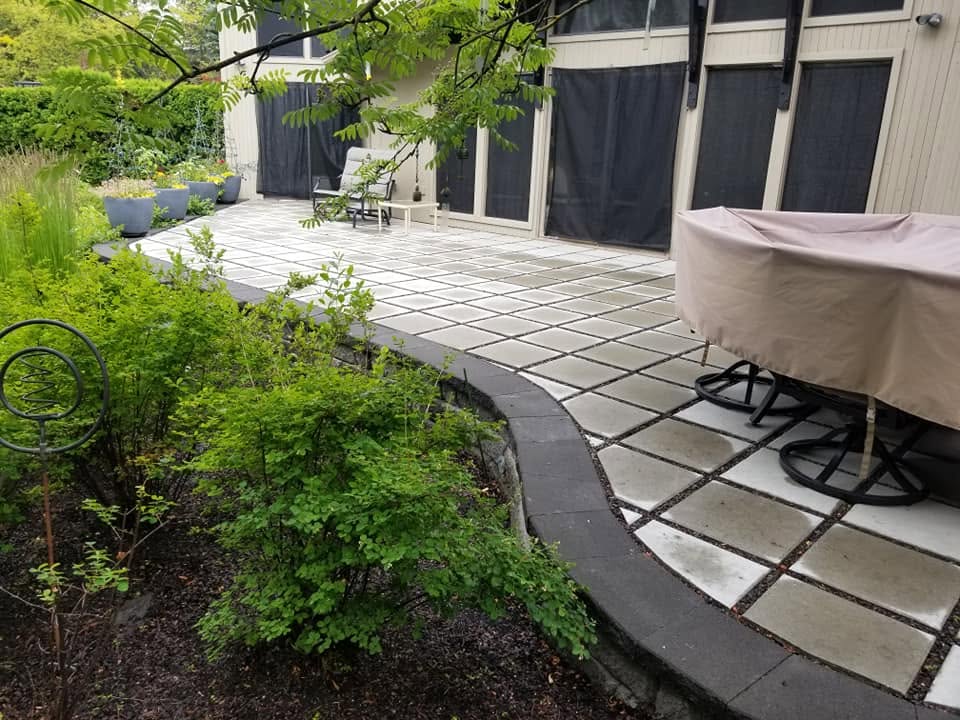 Paver patio and fire pit by Elite Hardscapes — Spokane, WA