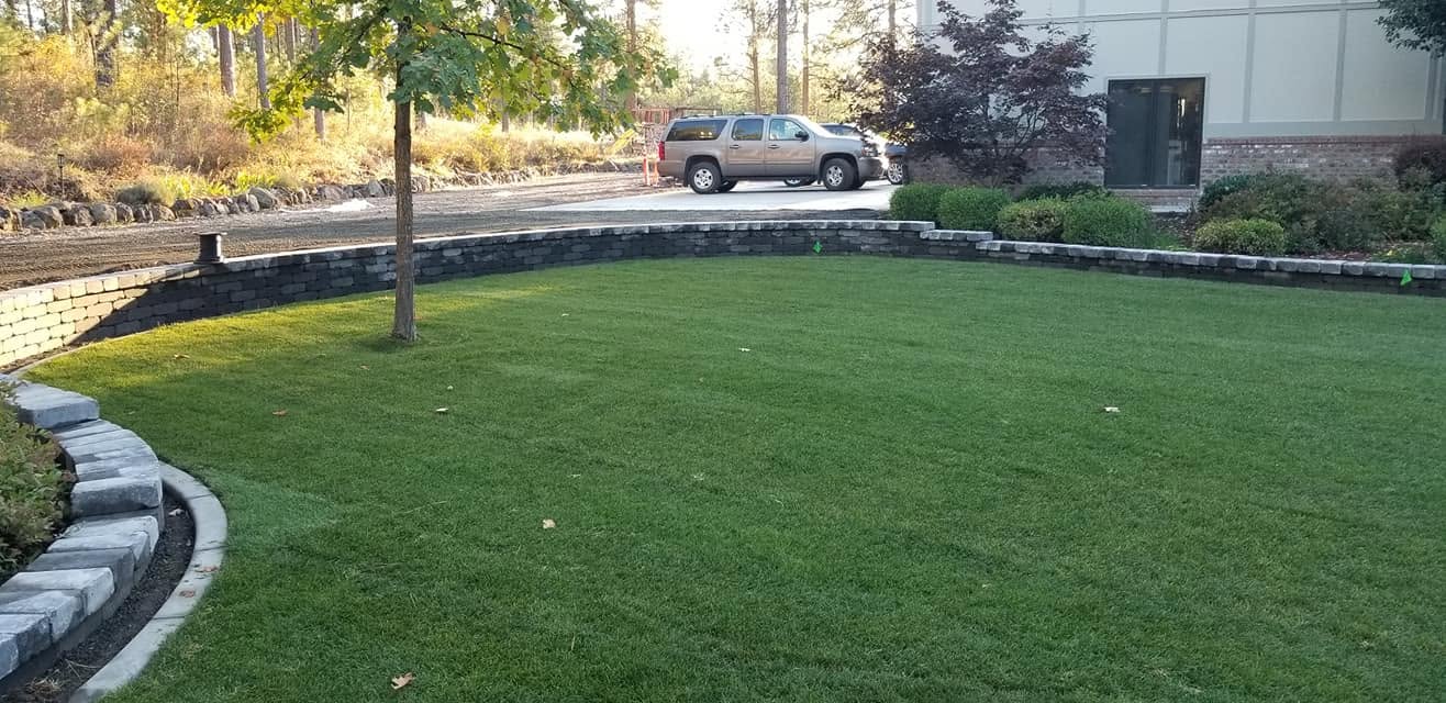 Retaining wall and steps by Elite Hardscapes — Spokane, WA